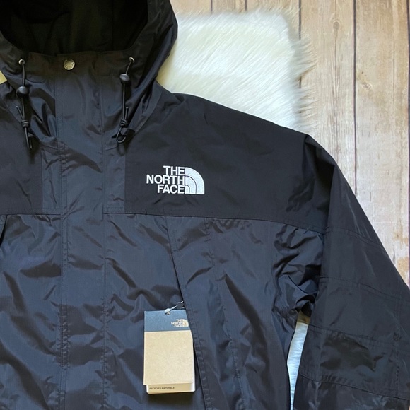 The North Face Men’s Karakoram DryVent Waterproof Jacket - Picture 3 of 10
